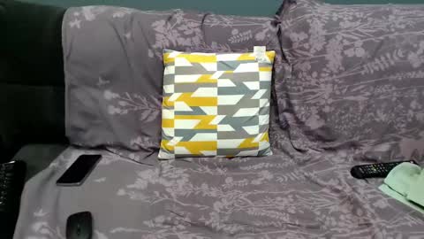 Snapshot of cherry_hell chatting on February 2025 11:04:01 AM Astrid online show from February 2025 11:04:01 AM