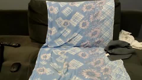 Snapshot of cherry_hell chatting on September 2025 06:15:02 AM Astrid online show from September 2025 06:15:02 AM