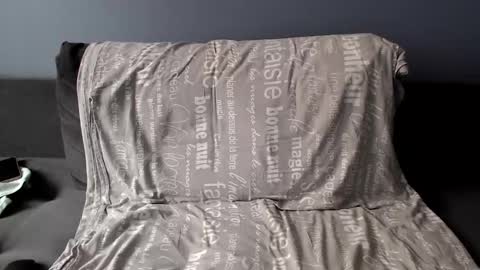 Snapshot of cherry_hell chatting on October 2025 05:29:02 AM Astrid online show from October 2025 05:29:02 AM