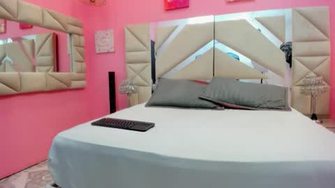 Snapshot of cherry_love_0 chatting on April 2026 01:02:02 PM Cherry girl online show from April 2026 01:02:02 PM