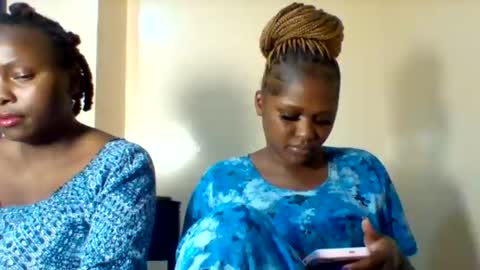 Snapshot of cherry_muffinn chatting on November 2025 03:08:02 PM Goddess online show from November 2025 03:08:02 PM