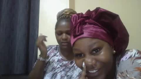 Snapshot of cherry_muffinn chatting on November 2025 02:11:01 AM Goddess online show from November 2025 02:11:01 AM