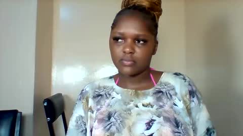 Snapshot of cherry_muffinn chatting on November 2025 07:11:02 AM Goddess online show from November 2025 07:11:02 AM