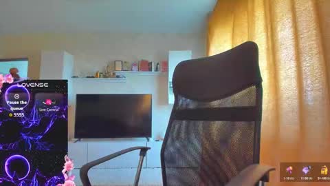 Snapshot of cherry_pie_69 chatting on September 2025 08:03:02 AM mayra online show from September 2025 08:03:02 AM