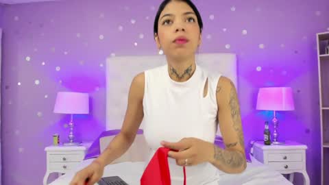 Sussan Cherry  online show from December 2024 04:48:02 AM