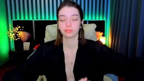 Snapshot of cherry_wipe chatting on April 2026 06:03:02 AM Cherry Wipe online show from April 2026 06:03:02 AM