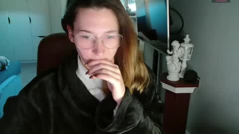 Leonie online show from April 2026 07:50:02 AM