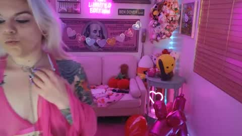 Snapshot of cherryb0mbb0mb chatting on February 2025 07:12:02 AM CherryBombBomb online show from February 2025 07:12:02 AM