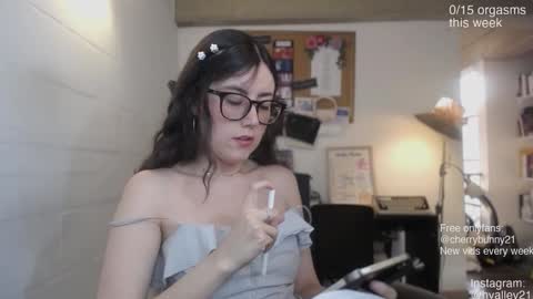 Snapshot of cherrybunny21 chatting on March 2026 10:49:02 PM Sarah Prez online show from March 2026 10:49:02 PM