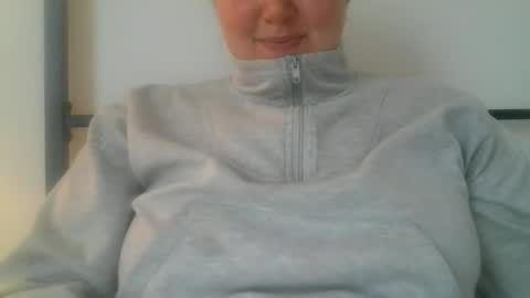 Snapshot of cherryjune chatting on April 2026 04:57:02 PM CherryJune online show from April 2026 04:57:02 PM