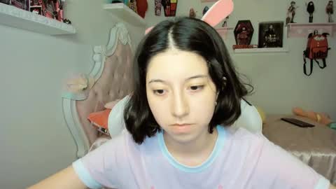 cherrycute666 online show from September 2025 01:38:02 AM