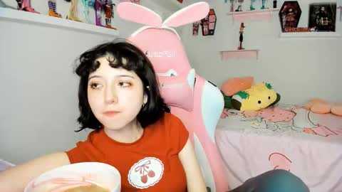 cherrycute666 online show from November 2025 12:57:01 AM