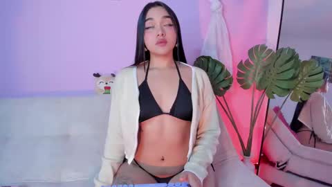 Mely online show from November 2025 10:26:02 AM