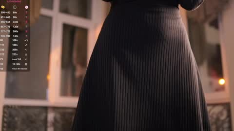 Snapshot of cherrymira chatting on April 2026 05:18:01 PM Loise online show from April 2026 05:18:01 PM