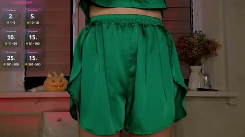 Snapshot of cherrypepperkiss chatting on October 2025 11:10:01 AM Lysia online show from October 2025 11:10:01 AM