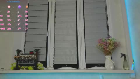 Lysia online show from February 2026 01:43:01 PM