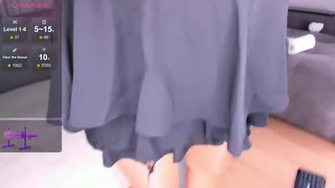 Aisu online show from February 2025 01:08:02 PM