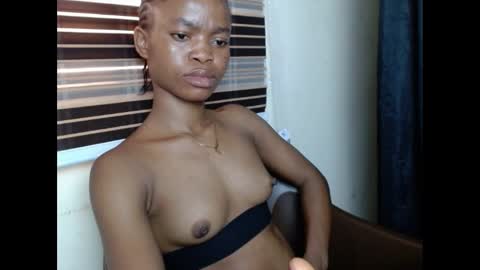 cherryxpussy online show from February 2025 03:40:01 PM