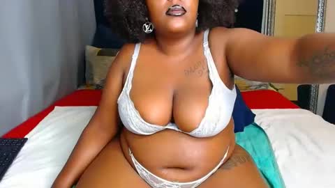 cherryyummy69 online show from December 2024 11:04:02 AM