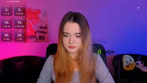 Snapshot of cheryl_sweetie chatting on December 2025 07:54:02 PM Your cutie online show from December 2025 07:54:02 PM