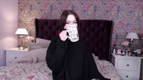 amelia online show from January 2025 04:13:01 PM