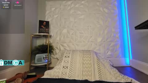 Snapshot of cheviblue chatting on February 2026 04:00:01 PM Chevi Blue online show from February 2026 04:00:01 PM