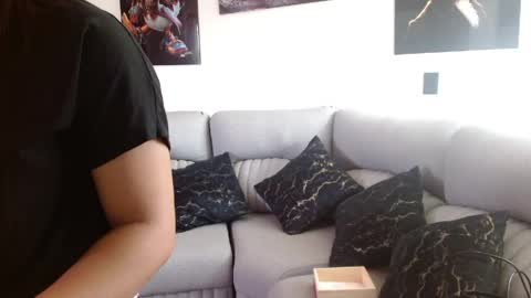 Snapshot of chiara_20 chatting on April 2026 03:28:01 PM Airam online show from April 2026 03:28:01 PM