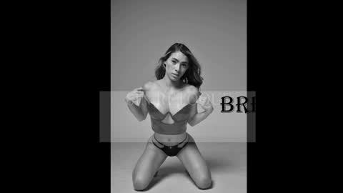 Snapshot of chiara_carter chatting on January 2025 09:50:01 PM chiara online show from January 2025 09:50:01 PM