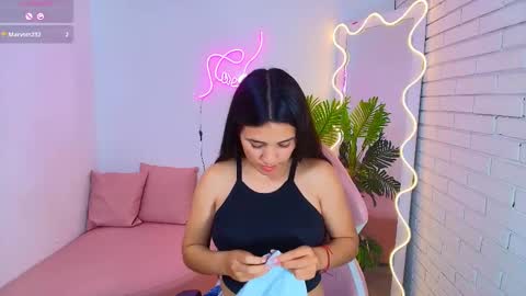 Chiara  online show from March 2025 09:49:01 AM