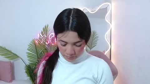 Chiara  online show from September 2025 11:37:02 AM