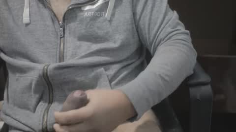 Snapshot of chicagoalex68 chatting on December 2025 02:16:01 AM chicagoalex68 online show from December 2025 02:16:01 AM