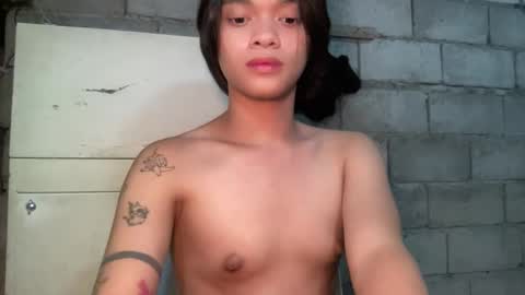 Snapshot of chichay_addams chatting on April 2026 08:20:02 PM Addams online show from April 2026 08:20:02 PM