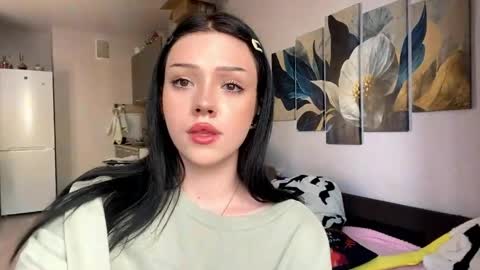 Snapshot of chiekodavanzo chatting on March 2026 12:20:01 PM Becky online show from March 2026 12:20:01 PM