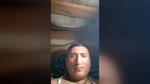 Snapshot of chilenoelvergacabezona chatting on July 2026 01:00:01 AM chilenoelvergacabezona online show from July 2026 01:00:01 AM