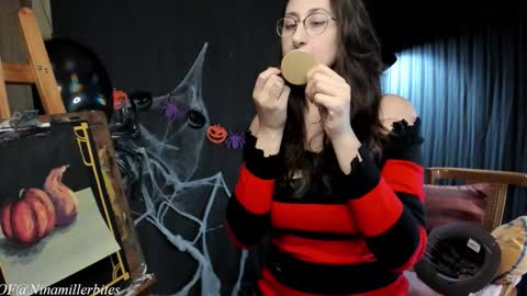 Snapshot of chilicheesebite chatting on October 2025 05:14:01 PM Nina online show from October 2025 05:14:01 PM