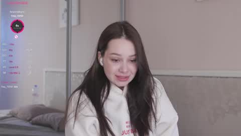 Snapshot of chillgirlll chatting on April 2026 05:16:01 AM Nicole online show from April 2026 05:16:01 AM