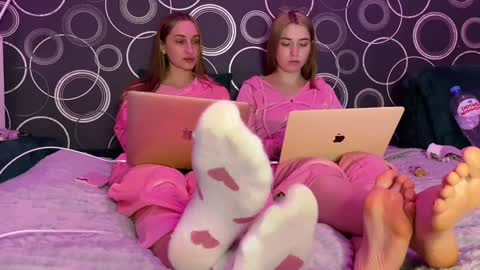 Snapshot of chillgoddess chatting on December 2024 07:01:02 PM Goddess Vika - owner of all ur money online show from December 2024 07:01:02 PM