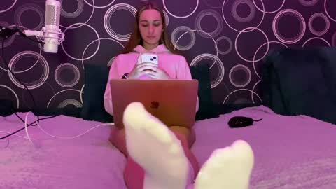 Snapshot of chillgoddess chatting on December 2024 01:25:02 PM Goddess Vika - owner of all ur money online show from December 2024 01:25:02 PM