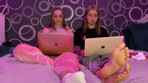 Snapshot of chillgoddess chatting on December 2024 08:58:02 PM Goddess Vika - owner of all ur money online show from December 2024 08:58:02 PM