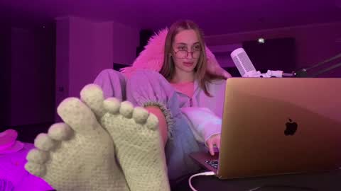 Snapshot of chillgoddess chatting on December 2024 02:22:02 PM Goddess Vika - owner of all ur money online show from December 2024 02:22:02 PM