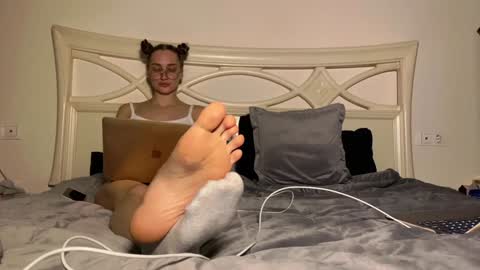 Snapshot of chillgoddess chatting on December 2024 10:25:01 PM Goddess Vika - owner of all ur money online show from December 2024 10:25:01 PM