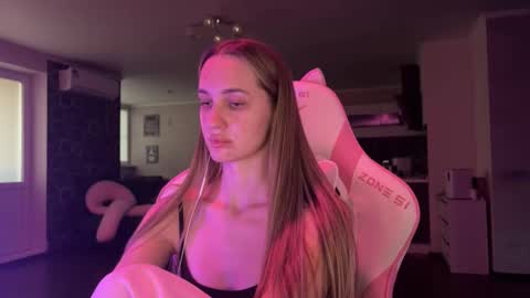 Snapshot of chillgoddess chatting on September 2025 03:12:01 PM Goddess Vika - owner of all ur money online show from September 2025 03:12:01 PM