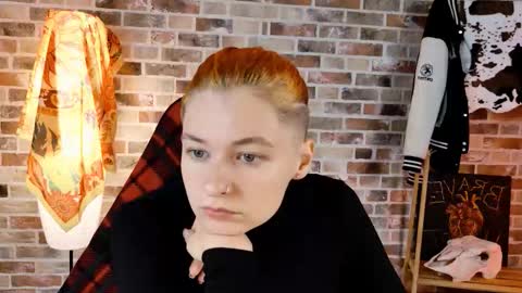 Bella online show from September 2025 05:10:02 AM