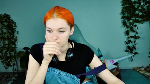 Bella online show from October 2025 05:43:02 AM