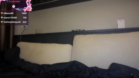 Snapshot of chillstella chatting on March 2026 09:40:02 PM Call me Stelz online show from March 2026 09:40:02 PM