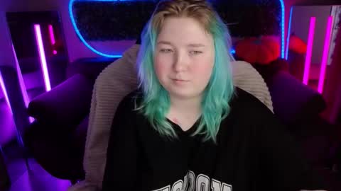 Snapshot of chimberwol chatting on November 2025 09:34:02 AM Chim-Chim online show from November 2025 09:34:02 AM