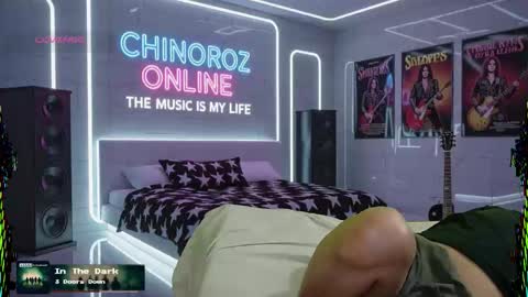 Enrique online show from October 2025 12:27:01 PM