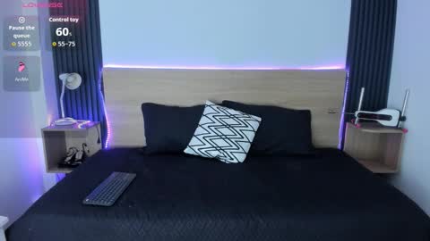 Snapshot of chiqui_milk1 chatting on October 2025 07:07:02 PM Chiqui online show from October 2025 07:07:02 PM