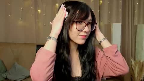 Leyna online show from January 2026 07:26:02 PM