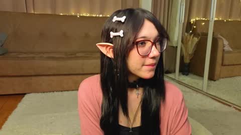 Leyna online show from January 2026 07:51:02 PM